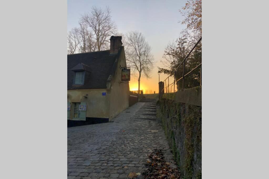 A Stylish Apartment In The Centre Of Town Montreuil  Luaran gambar
